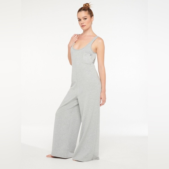 Savage X Fenty Women Wide Leg Knit Jumpsuit Sleeveless 8/10 Gray Lounge Relaxed - Picture 2 of 16